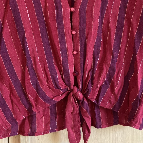 Rails tie front crop top - Picture 3 of 8